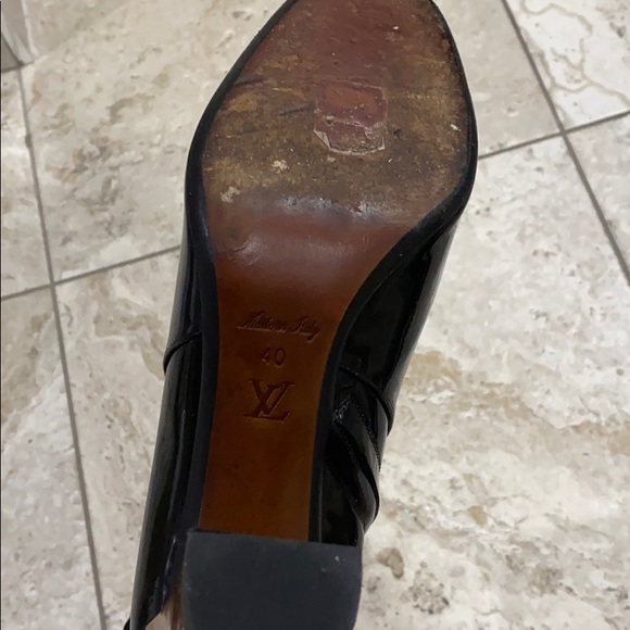 Booties - Picture 4 of 4